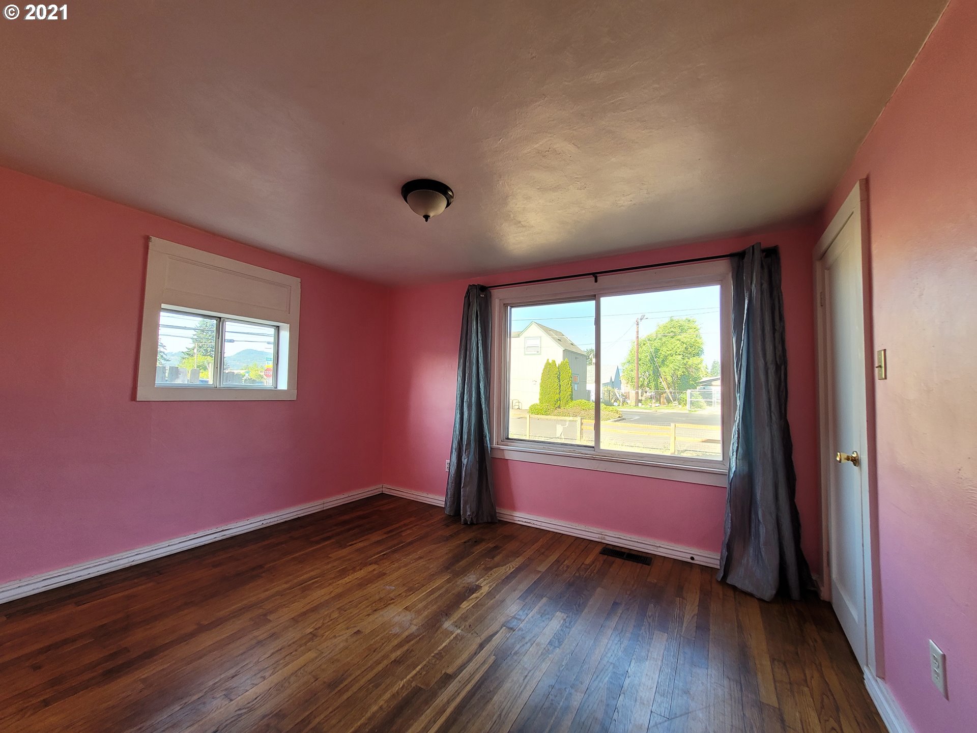 140 South 51st Street Springfield, OR 97478 - Photo 12 of 22
