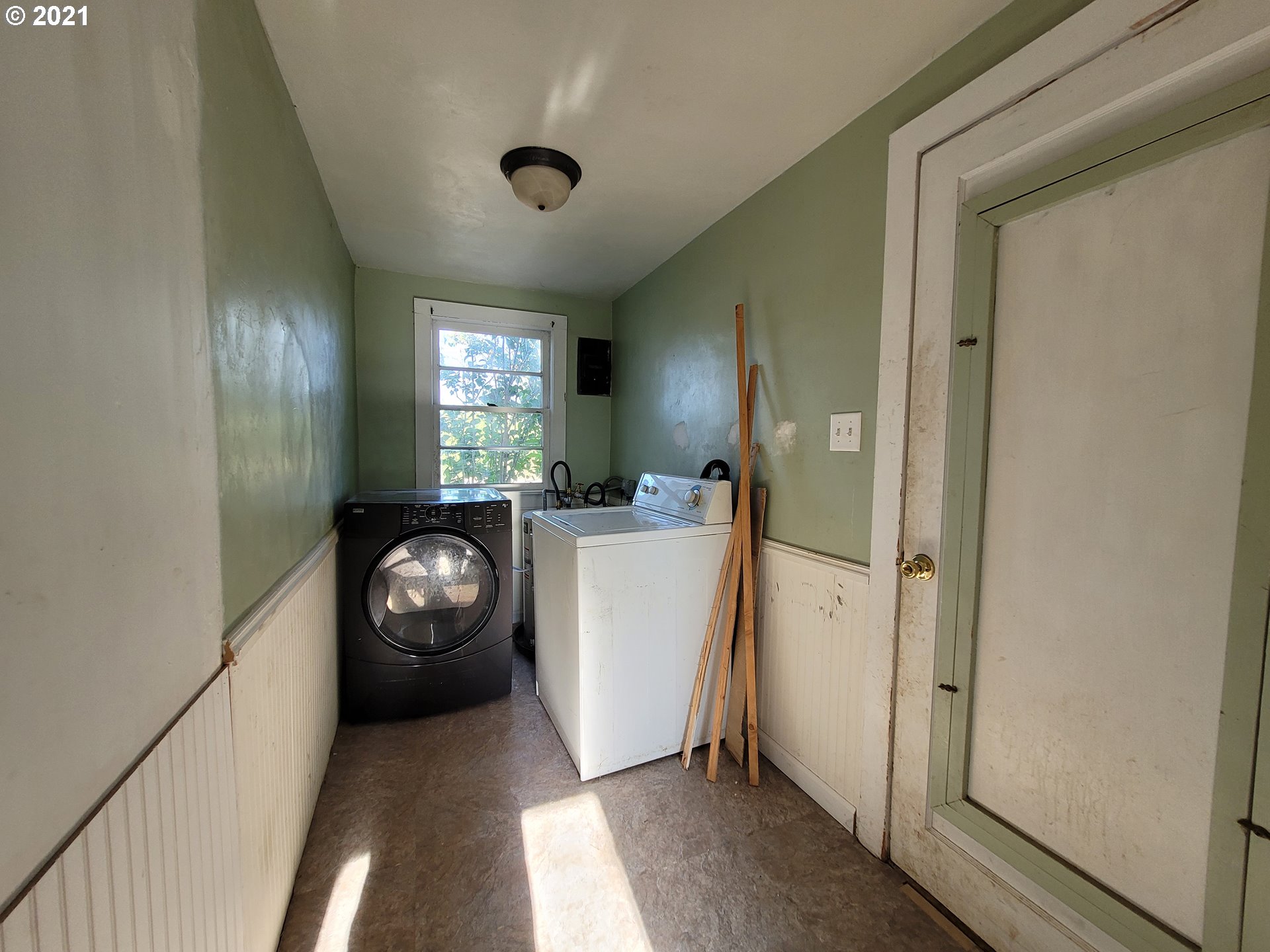 140 South 51st Street Springfield, OR 97478 - Photo 13 of 22