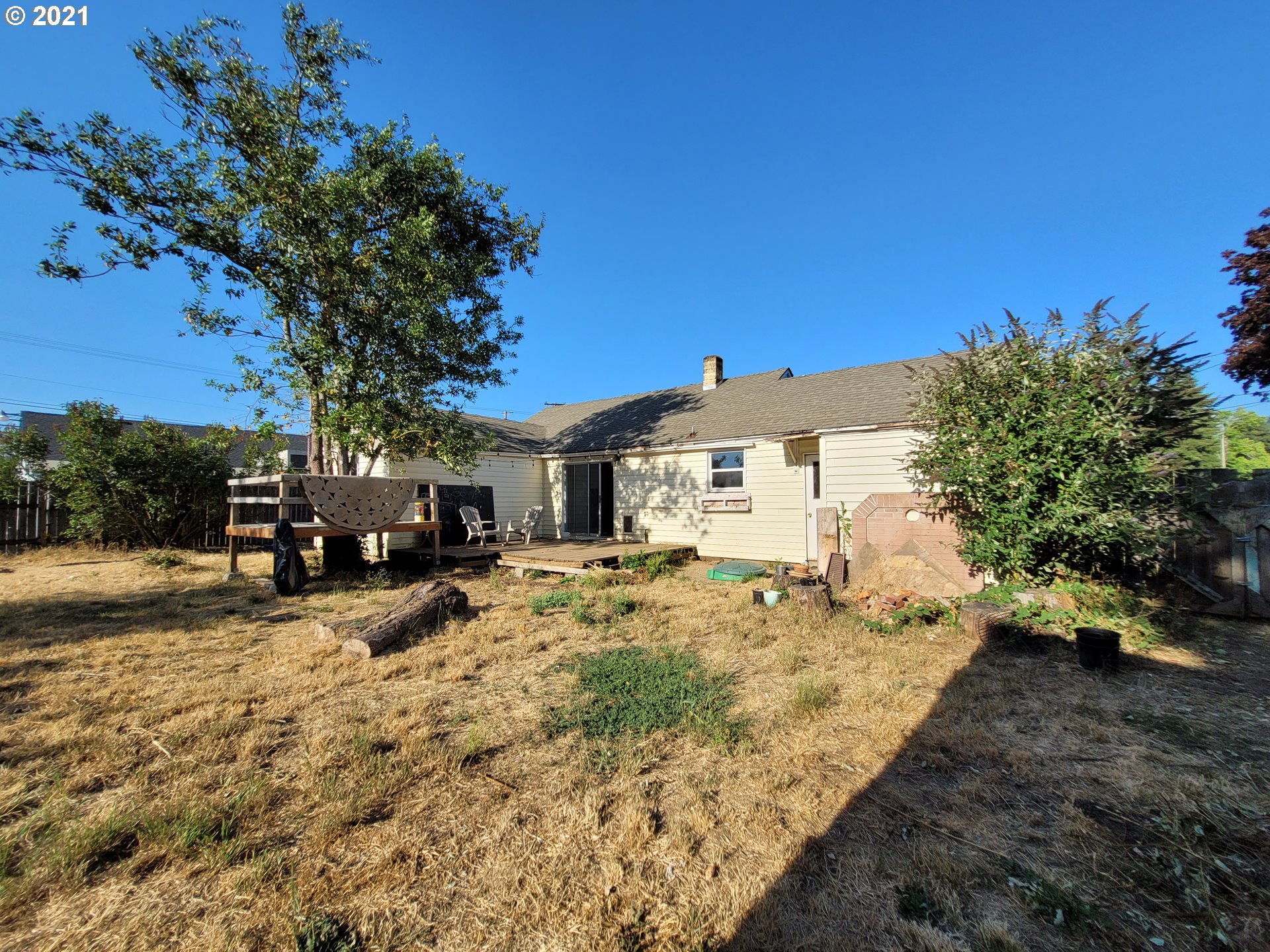 140 South 51st Street Springfield, OR 97478 - Photo 3 of 22