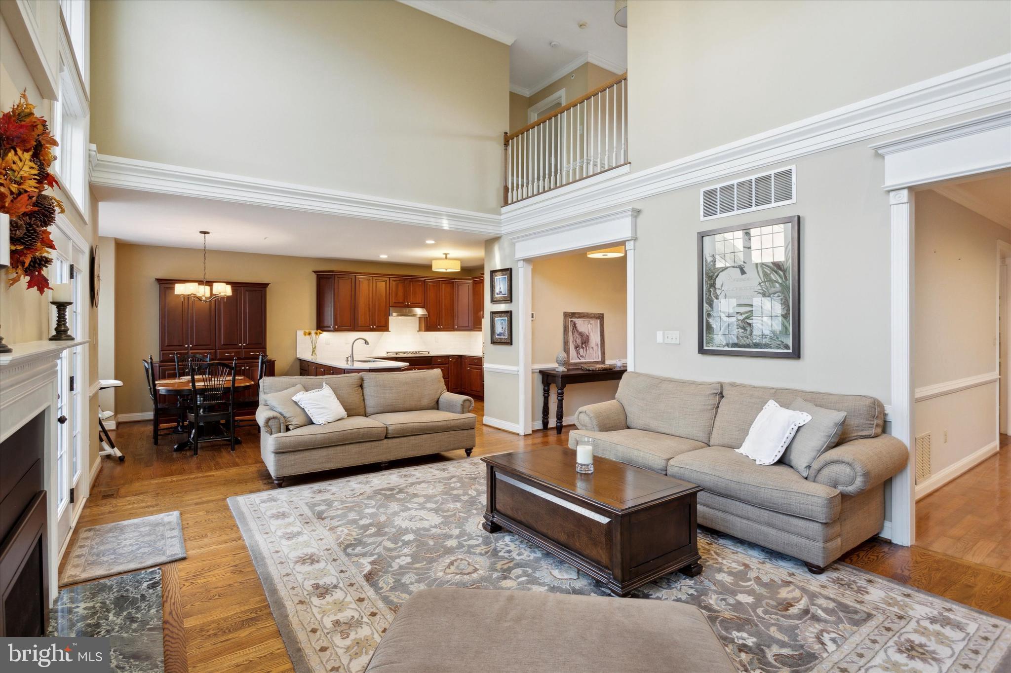 19 Ridgeview Road Newtown Square, PA 19073 - Photo 14 of 52 Great room off the Eat in Kitchen