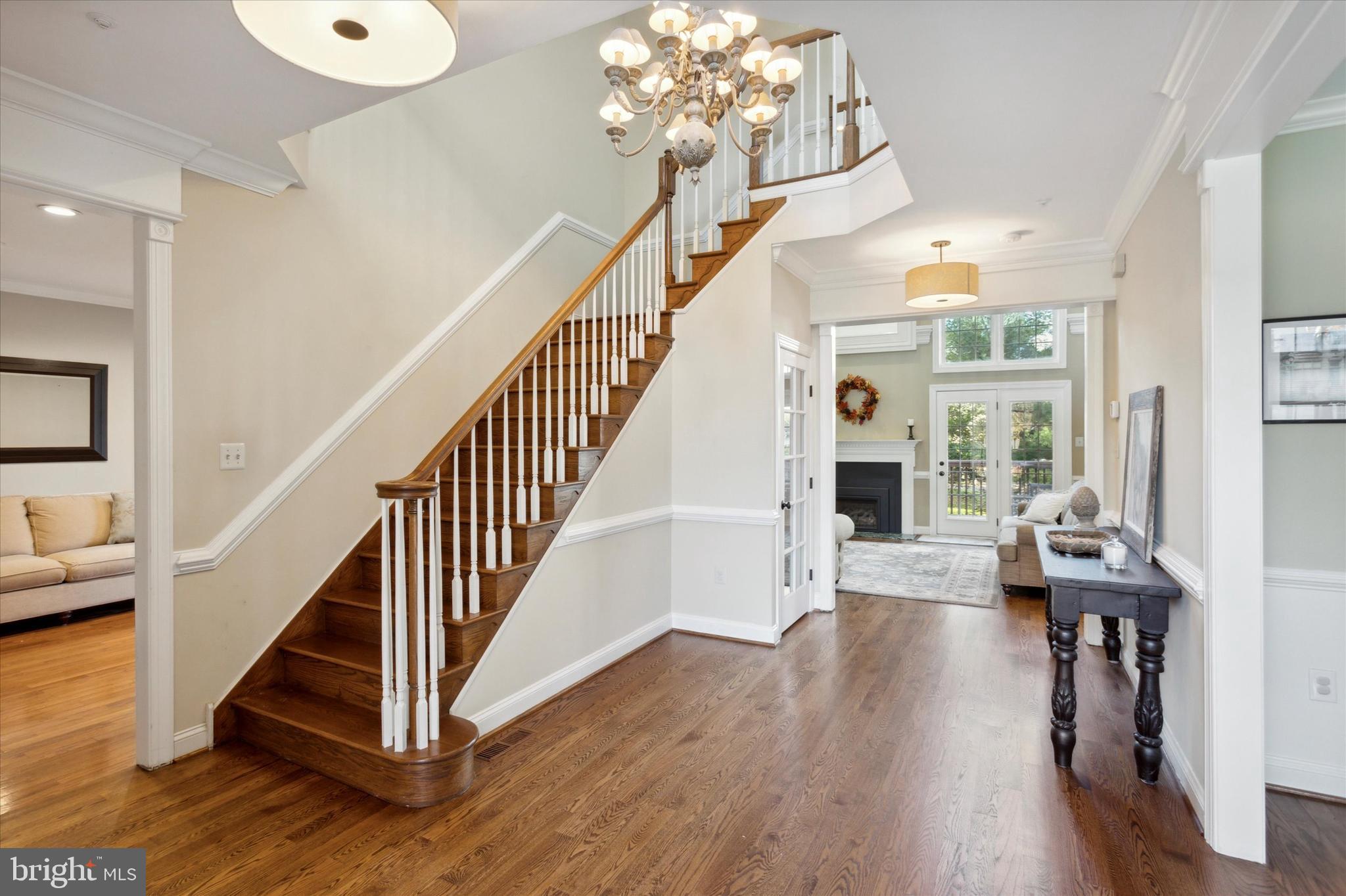 19 Ridgeview Road Newtown Square, PA 19073 - Photo 8 of 52 Turned staircase & access to Great Room