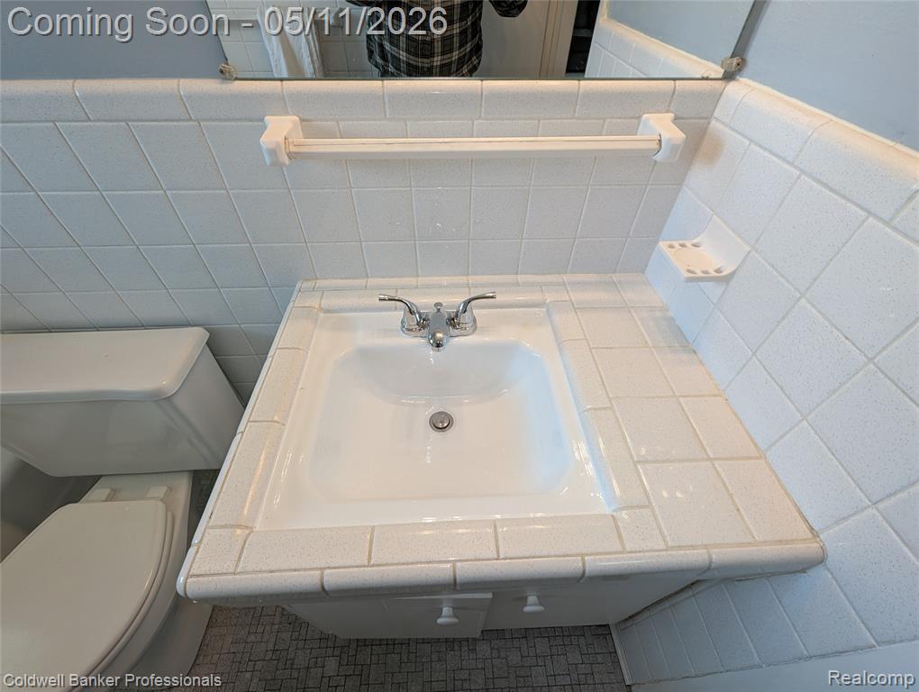 26945 Milford Road, Unit 8 New Hudson, MI 48165 - Photo 20 of 31
