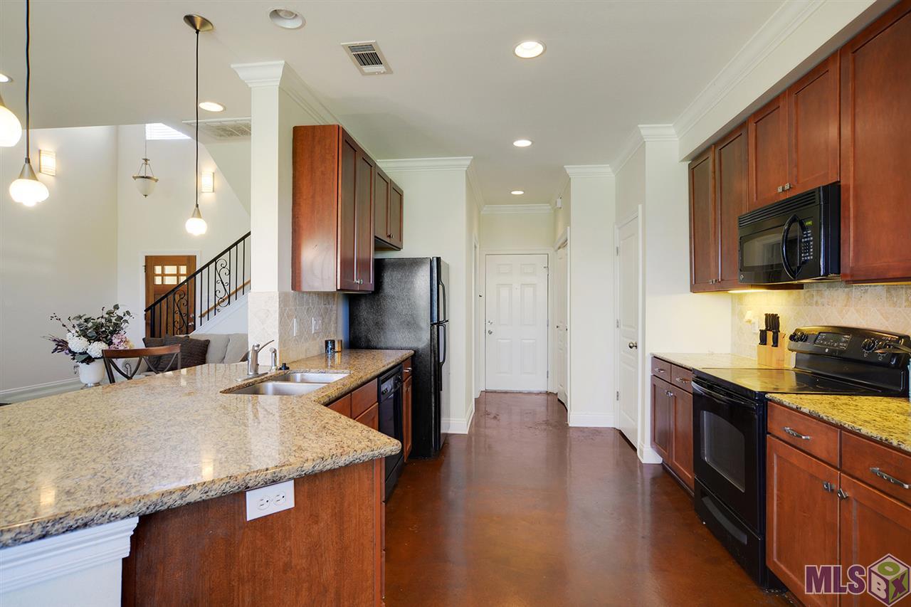 1111 Pelican Lakes Parkway, Unit 102 Baton Rouge, LA 70820 - Photo 5 of 14
