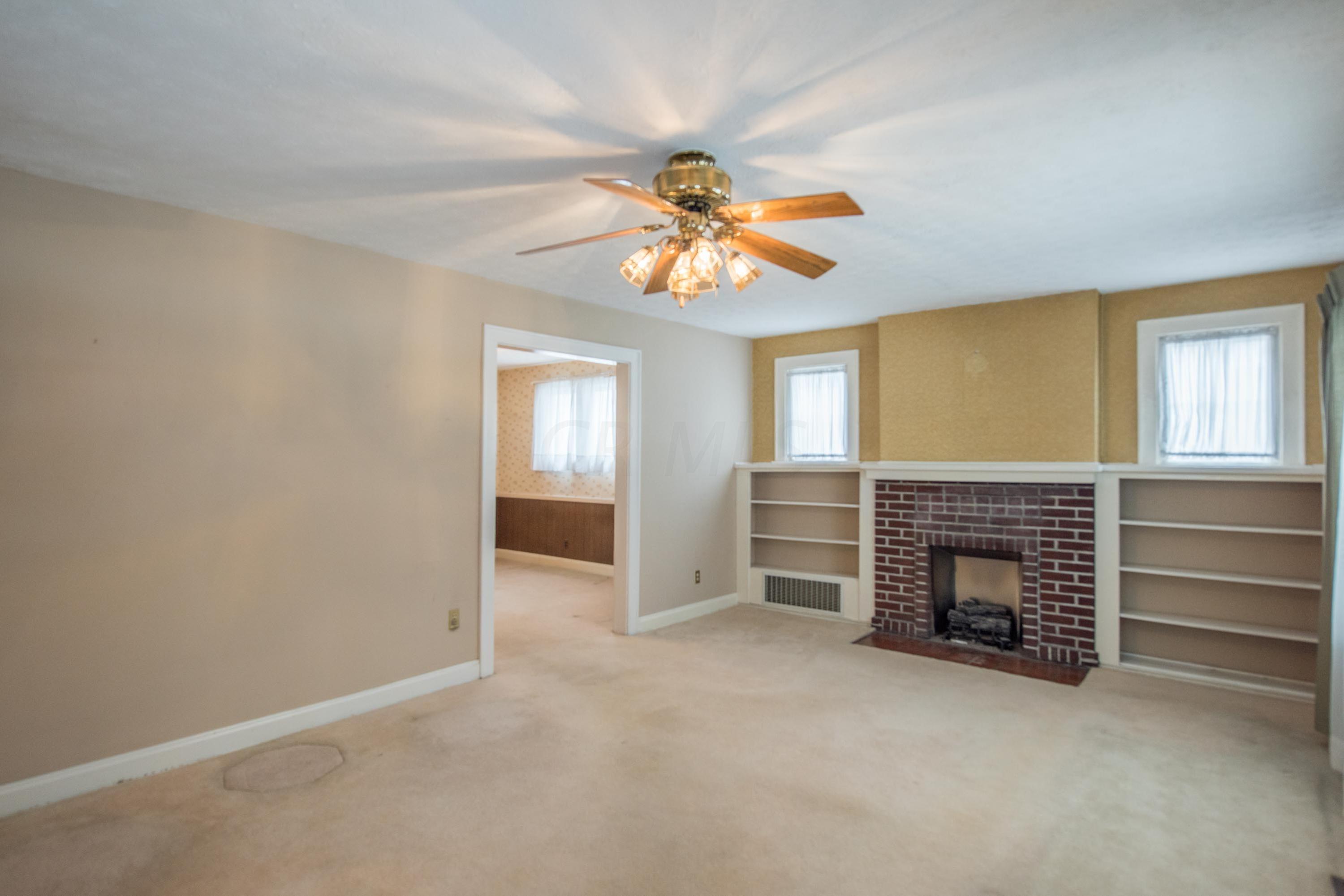 1336 Lincoln Road Columbus, OH 43212 - Photo 3 of 32