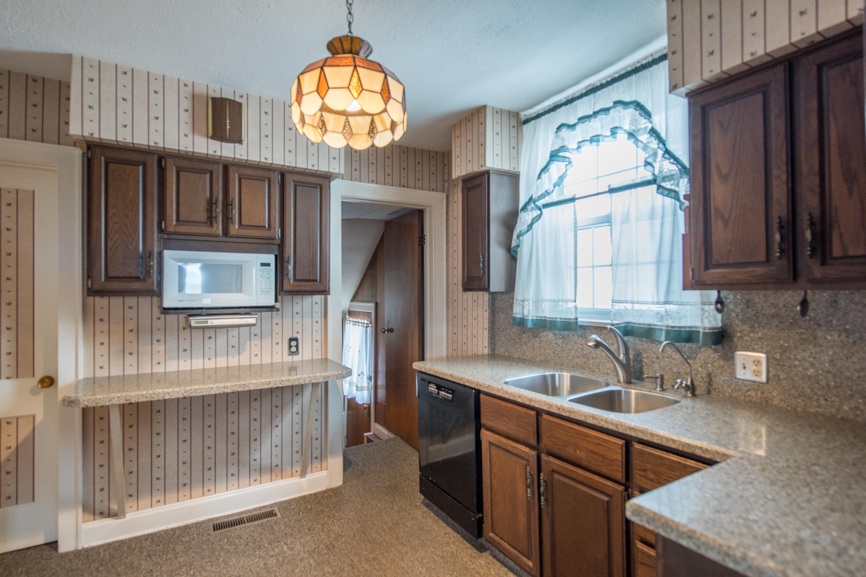 1336 Lincoln Road Columbus, OH 43212 - Photo 10 of 32