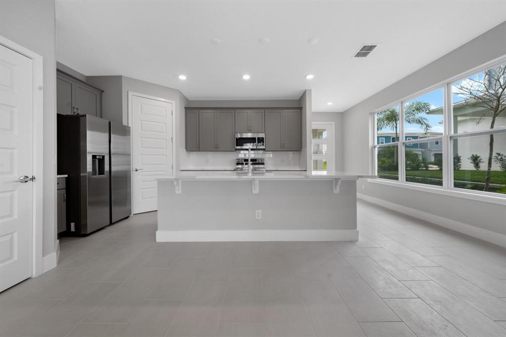 7845 Spectrum Drive Kissimmee, FL 34747 - Photo 8 of 19