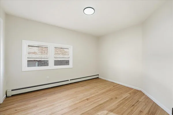 $2,800 | 212 Seaview Avenue, Unit 2, Jersey City, NJ 07305