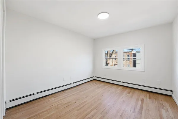 $2,800 | 212 Seaview Avenue, Unit 2, Jersey City, NJ 07305