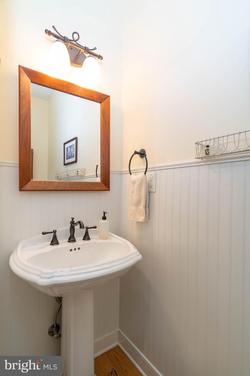 114 East 4th Avenue Lititz, PA 17543 - Photo 22 of 57 Powder room