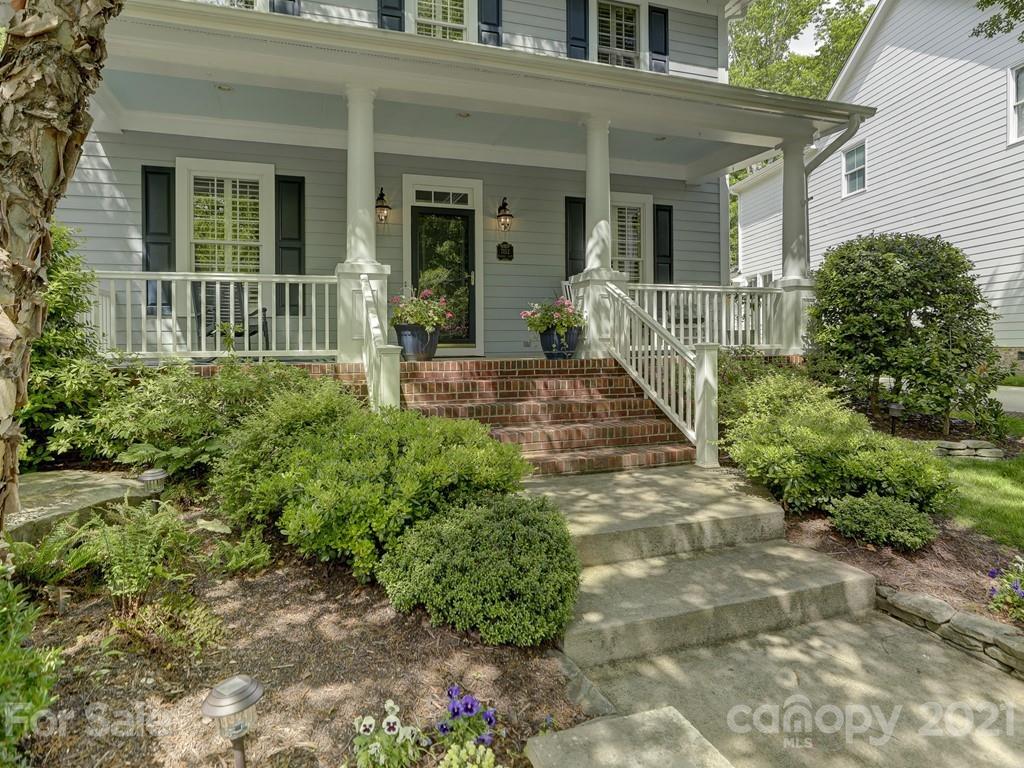 7152 Michael Scott Crossing Fort Mill, SC 29708 - Photo 3 of 48 front view of a house