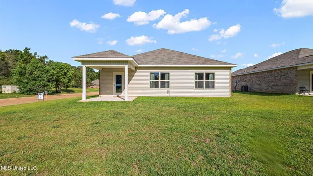 $249,900 | 605 Cedar Place, Pearl, MS 39208