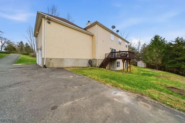$850,000 | 15 Dana Drive, Lafayette, NJ 07848