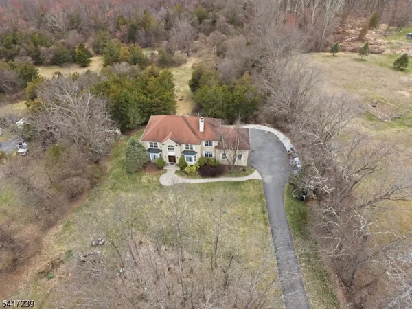 $850,000 | 15 Dana Drive, Lafayette, NJ 07848