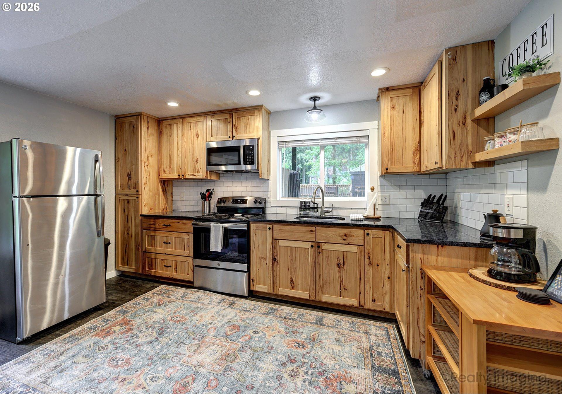 23797 East Lolo Pass Road Rhododendron, OR 97049 - Photo 8 of 21 Gallery Image 8