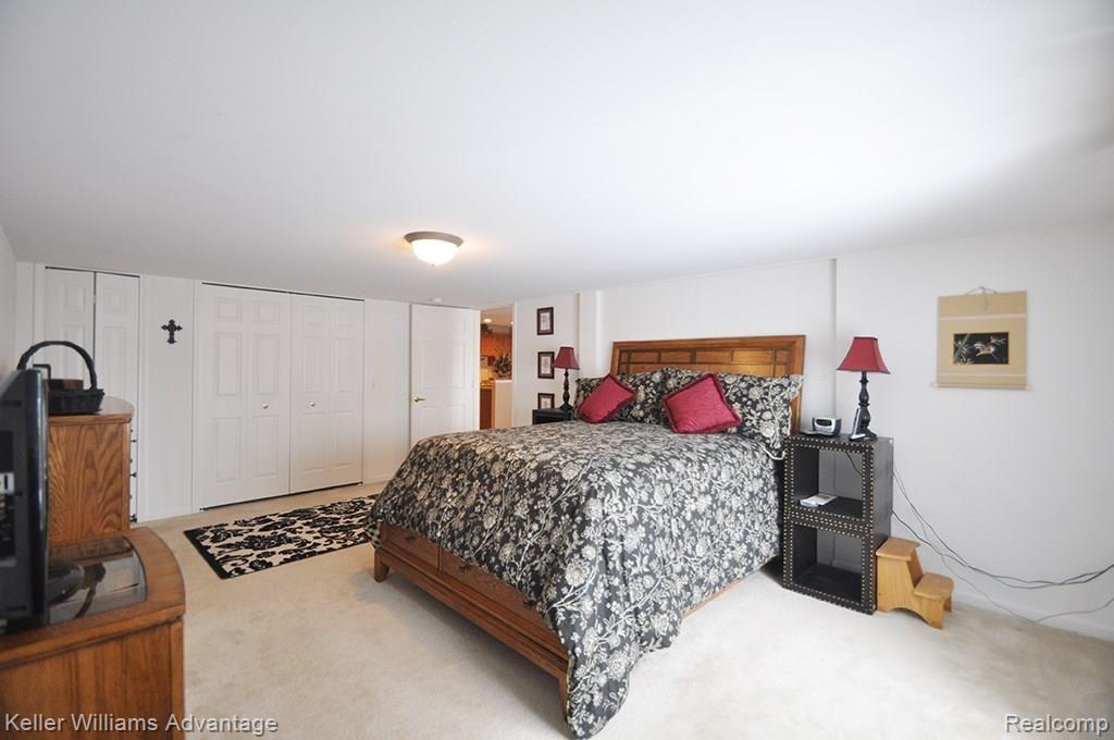 4690 Summer Ridge Drive Howell, MI 48843 - Photo 36 of 40 36_Bed_LL_4-2.jpg