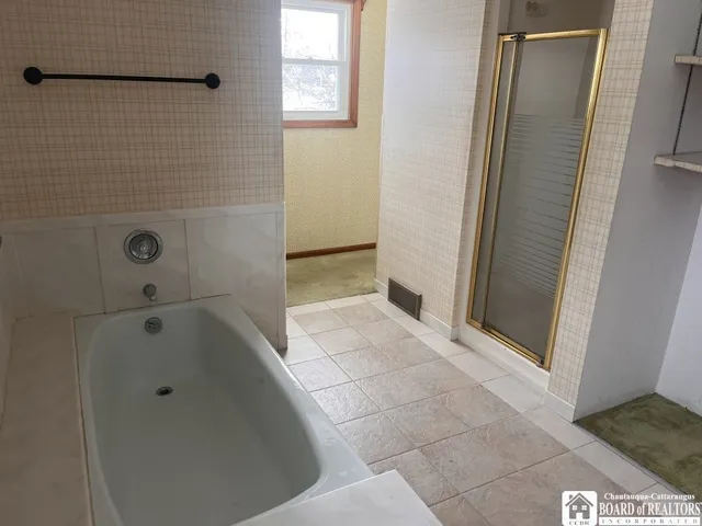 $249,900 | 5550 Highway 474, Harmony, NY 14710