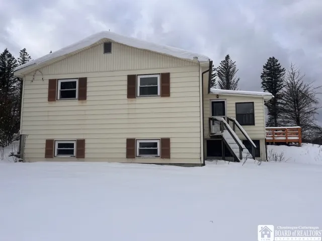 $249,900 | 5550 Highway 474, Harmony, NY 14710