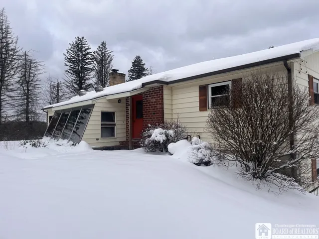 $249,900 | 5550 Highway 474, Harmony, NY 14710
