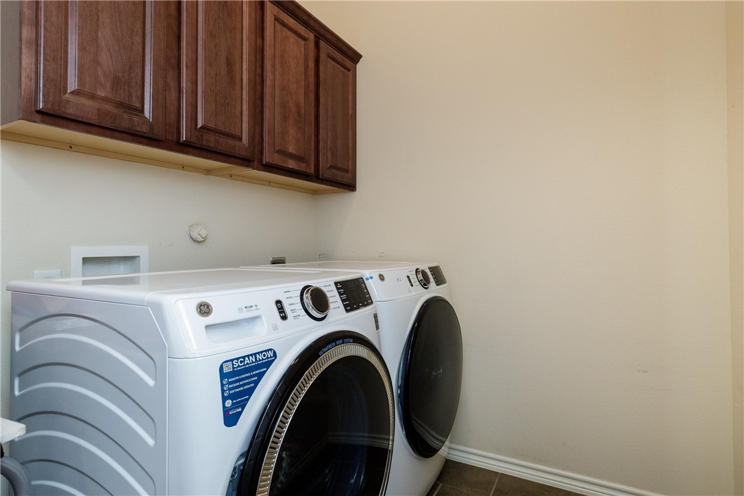 305 Hogan Portland, TX 78374 - Photo 31 of 40