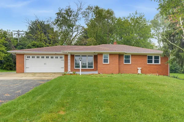 $395,000 | 1604 North Green Bay Road, Mount Pleasant, WI 53406