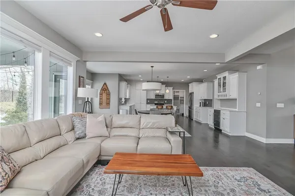 $595,000 | 1500 Northwest 59 Street, Kansas City, MO 64118