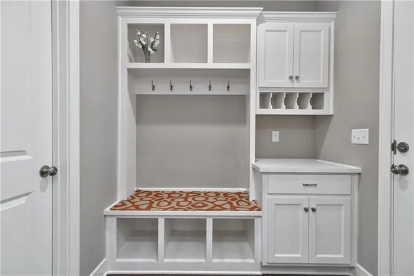 $595,000 | 1500 Northwest 59 Street, Kansas City, MO 64118