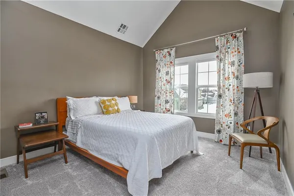 $595,000 | 1500 Northwest 59 Street, Kansas City, MO 64118
