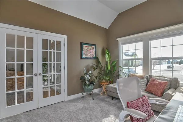 $595,000 | 1500 Northwest 59 Street, Kansas City, MO 64118