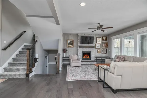 $595,000 | 1500 Northwest 59 Street, Kansas City, MO 64118