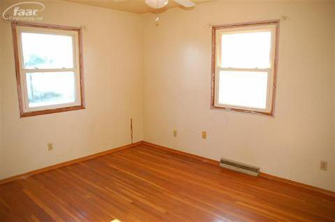 1007 North Cummings Road Davison, MI 48423 - Photo 14 of 20 20153252-13.JPG