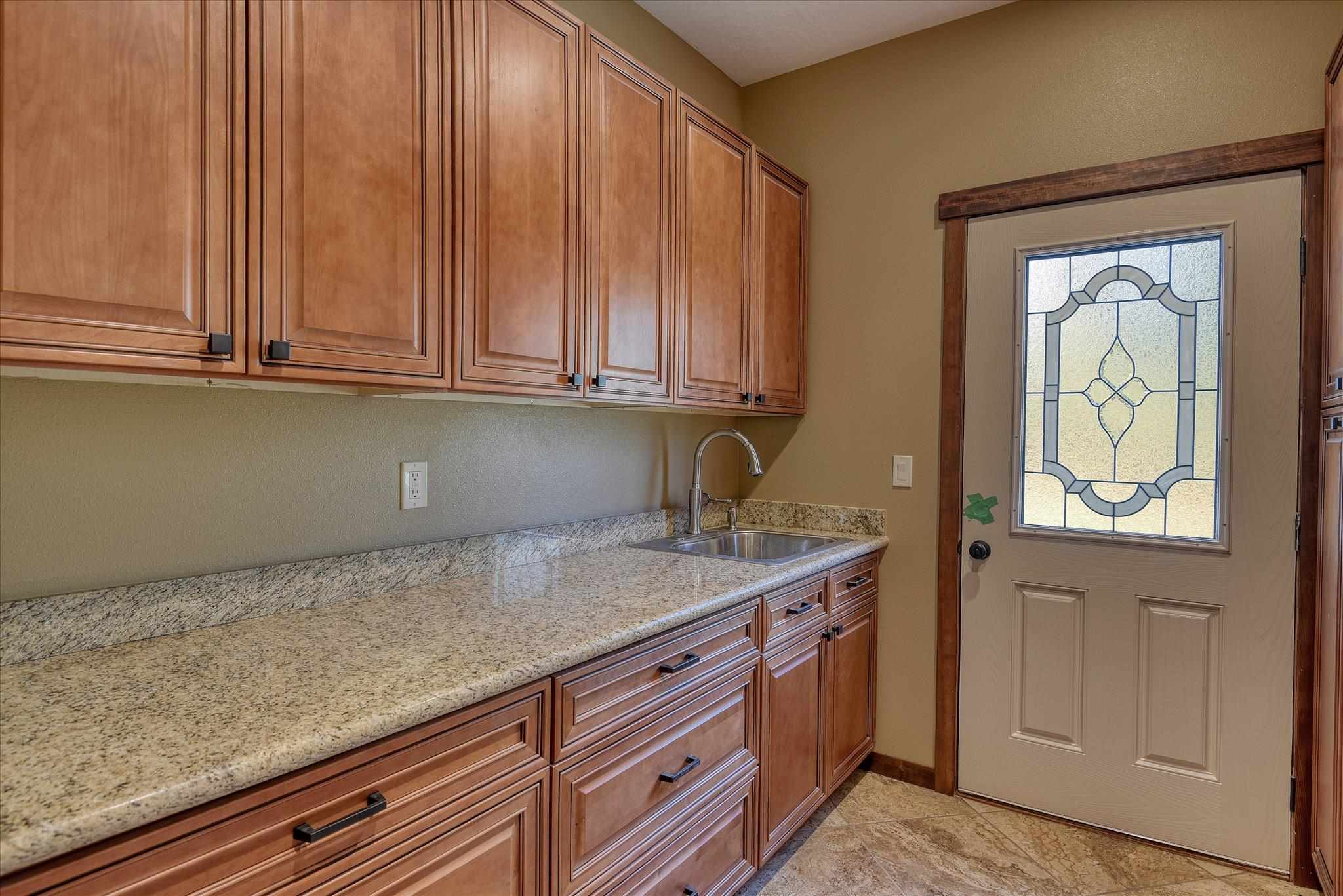 10111 South Andrus Road Cheney, WA 99004 - Photo 16 of 48