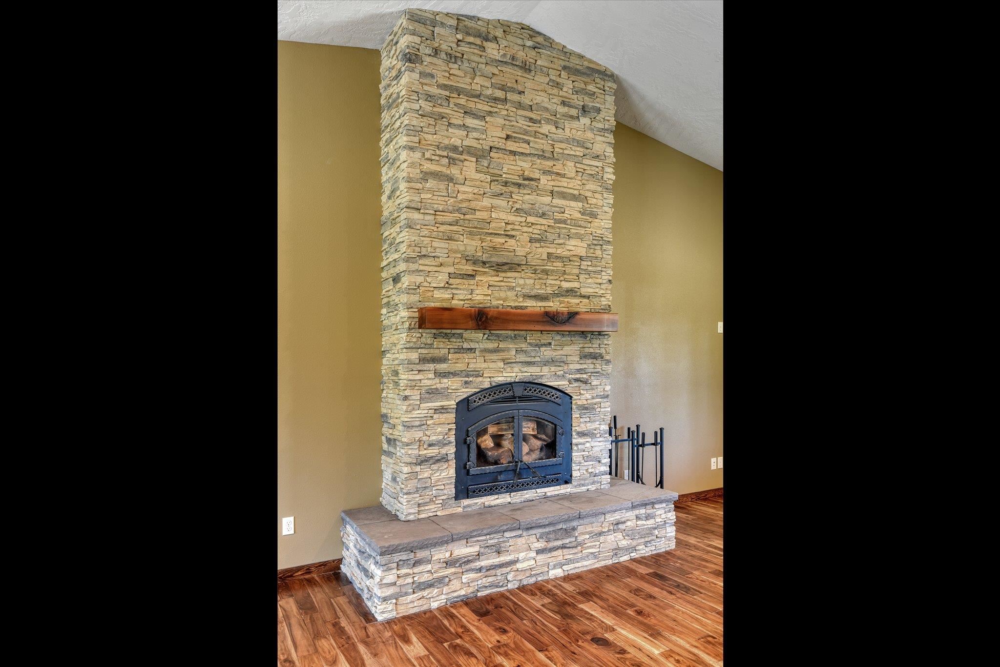 10111 South Andrus Road Cheney, WA 99004 - Photo 7 of 48