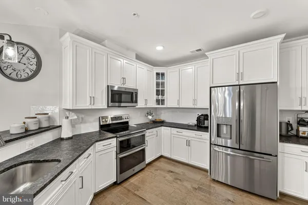 $494,900 | 43095 Wynridge Drive, Unit 307, Broadlands, VA 20148