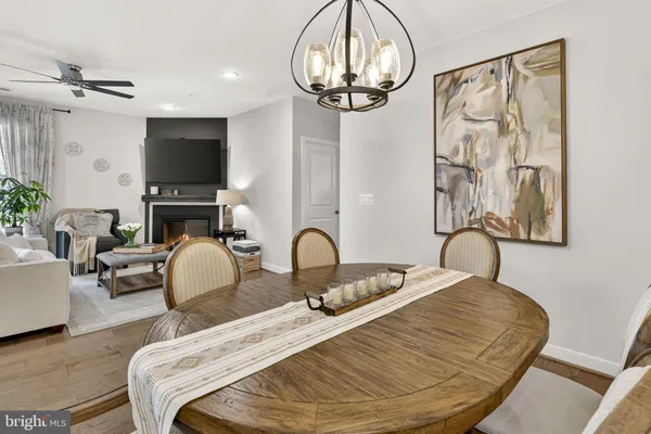 $494,900 | 43095 Wynridge Drive, Unit 307, Broadlands, VA 20148