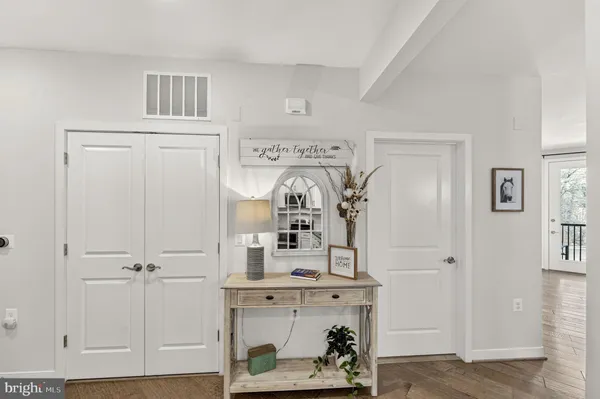 $494,900 | 43095 Wynridge Drive, Unit 307, Broadlands, VA 20148