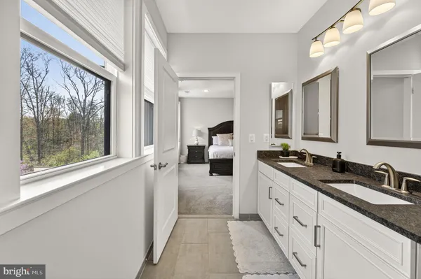 $494,900 | 43095 Wynridge Drive, Unit 307, Broadlands, VA 20148