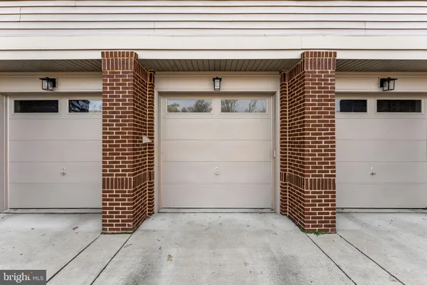 $494,900 | 43095 Wynridge Drive, Unit 307, Broadlands, VA 20148