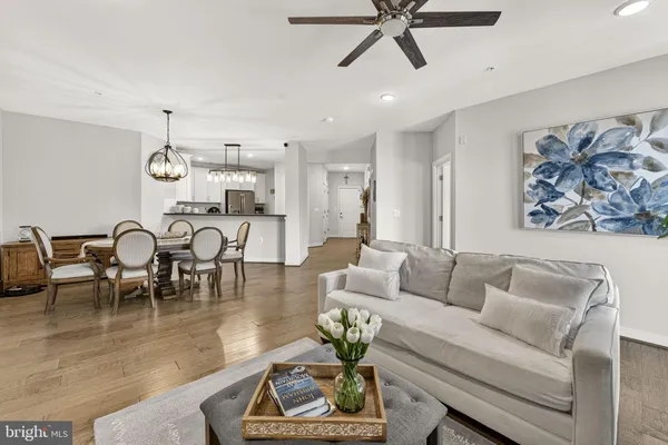 $494,900 | 43095 Wynridge Drive, Unit 307, Broadlands, VA 20148