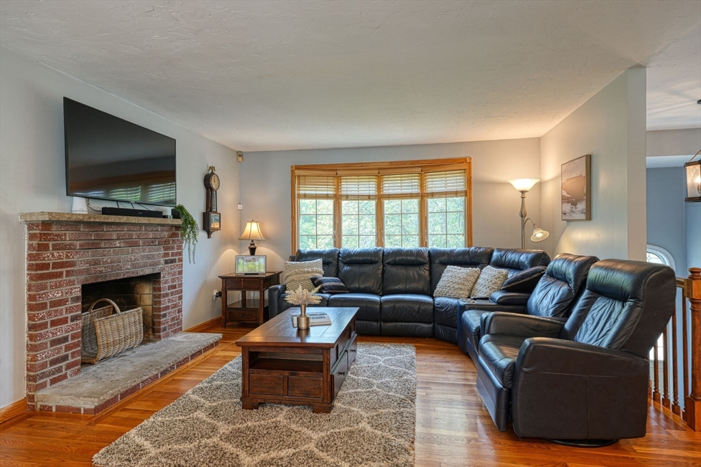 4 Mark Street Burlington, MA 01803 - Photo 16 of 42