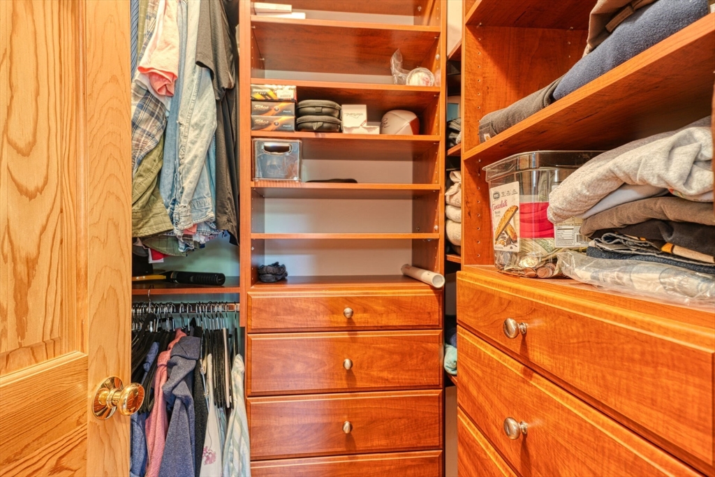 4 Mark Street Burlington, MA 01803 - Photo 25 of 42