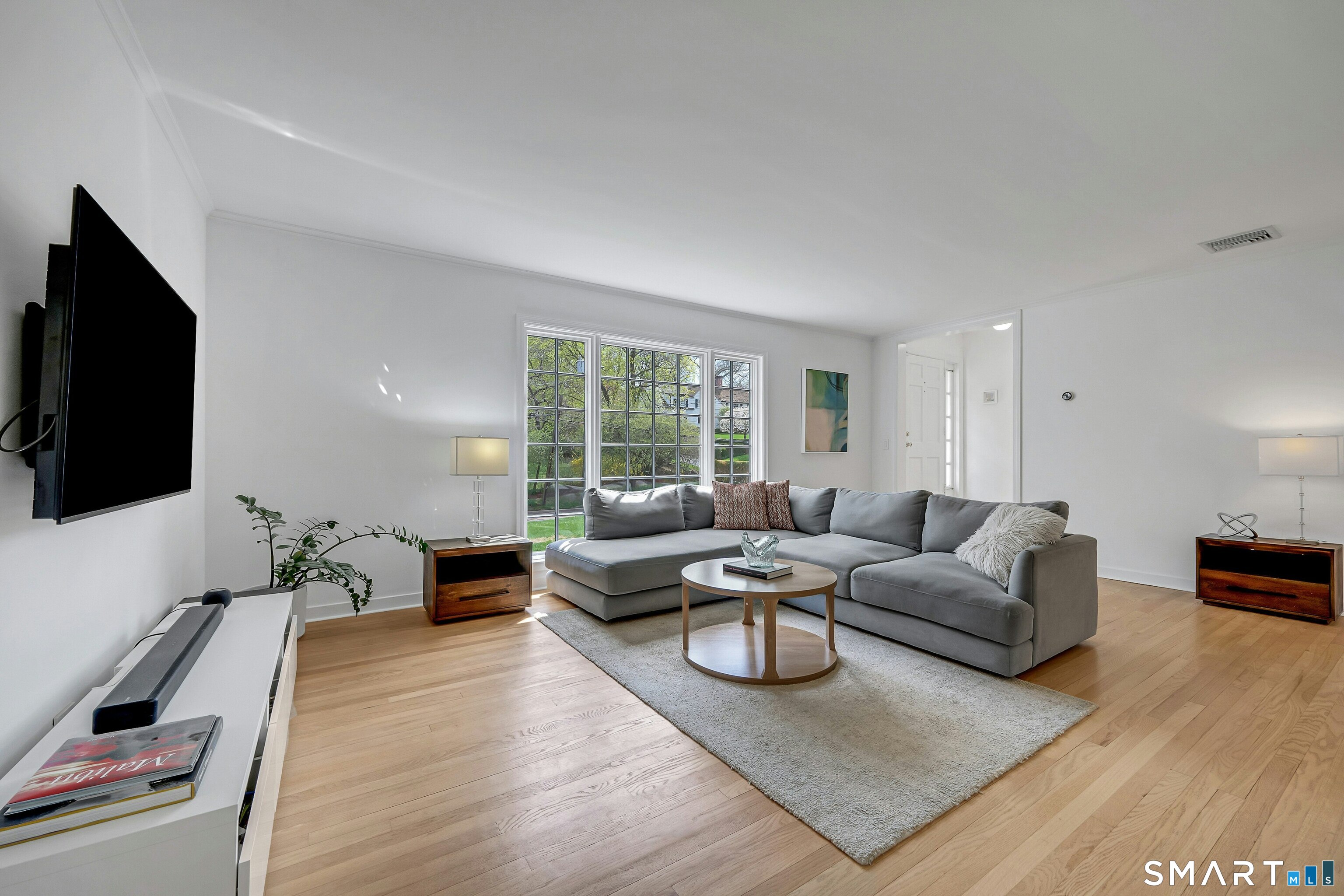 64 Hillside Road Greenwich, CT 06830 - Photo 3 of 21