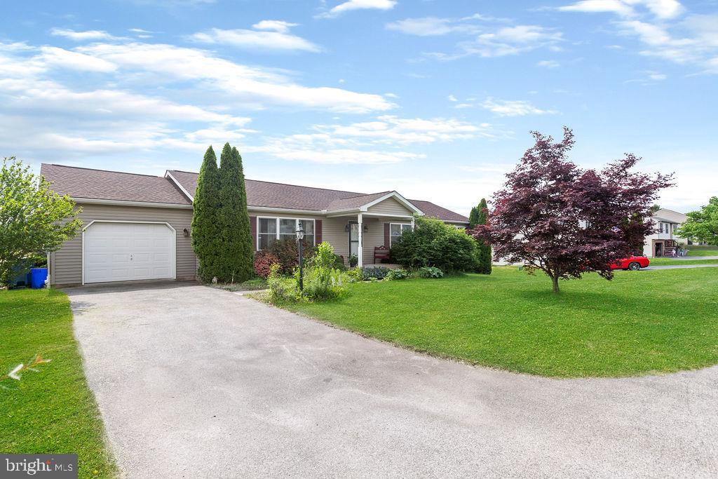 2231 Stoverstown Road Spring Grove, PA 17362 - Photo 1 of 25