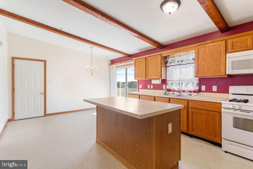 2231 Stoverstown Road Spring Grove, PA 17362 - Photo 16 of 25