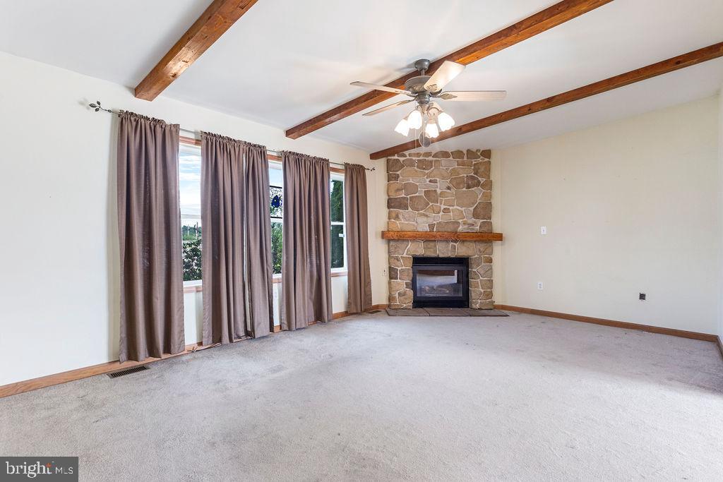 2231 Stoverstown Road Spring Grove, PA 17362 - Photo 8 of 25
