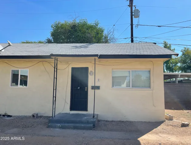 $895 | 1125 East Devonshire Avenue, Unit 7, Phoenix, AZ 85014