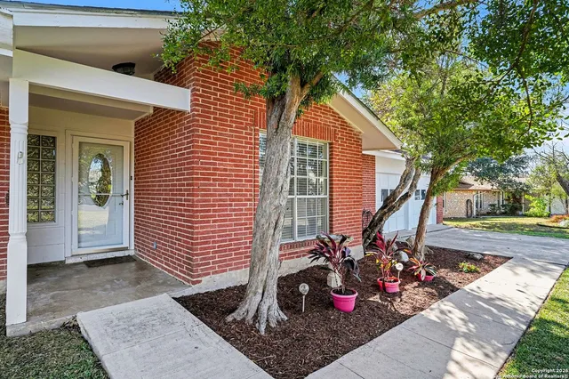 $299,000 | 104 Firestone Drive, Schertz, TX 78154