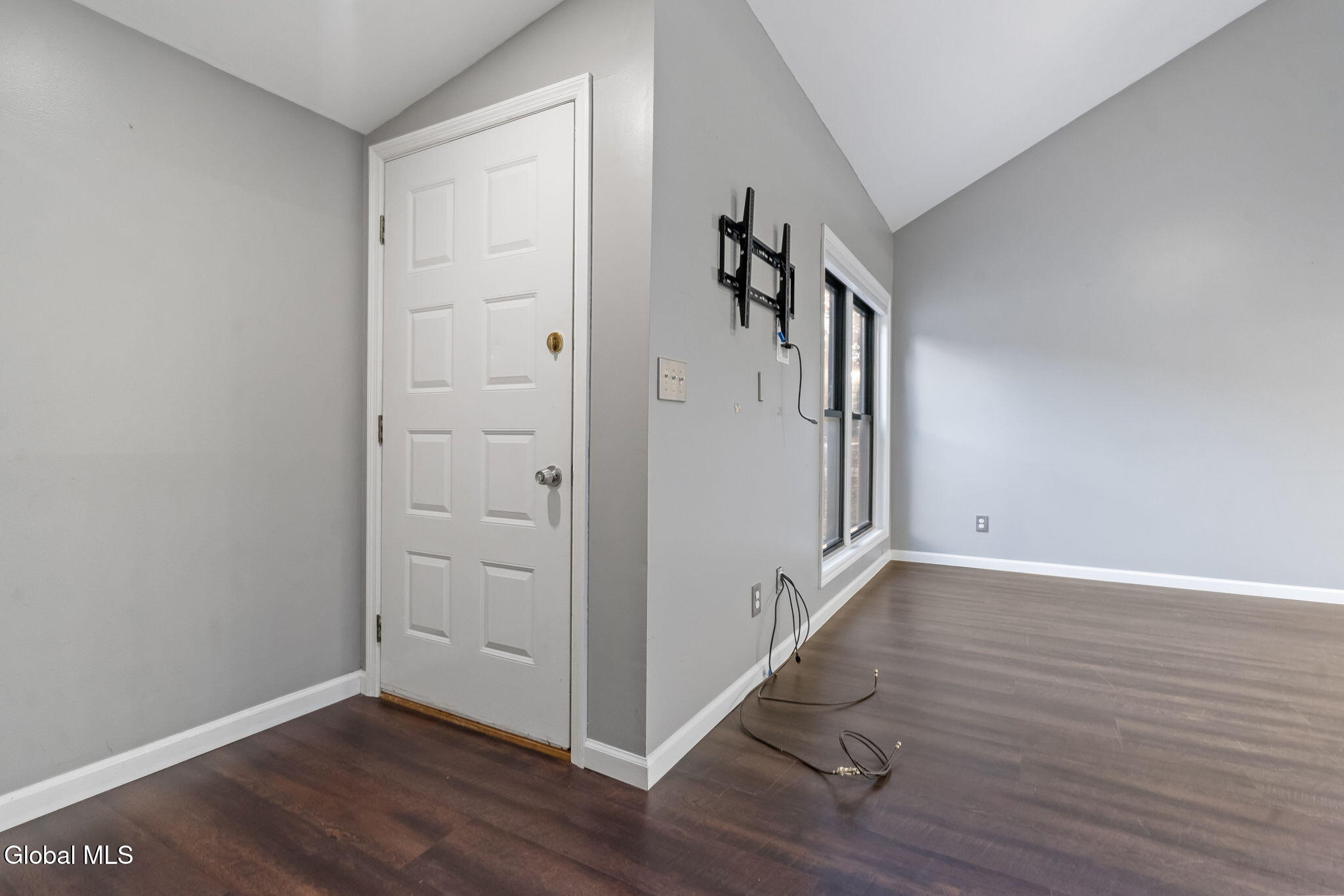 187 Thimbleberry Road Malta, NY 12020 - Photo 23 of 59 23-web-or-mls-187-thimbleberry-rd