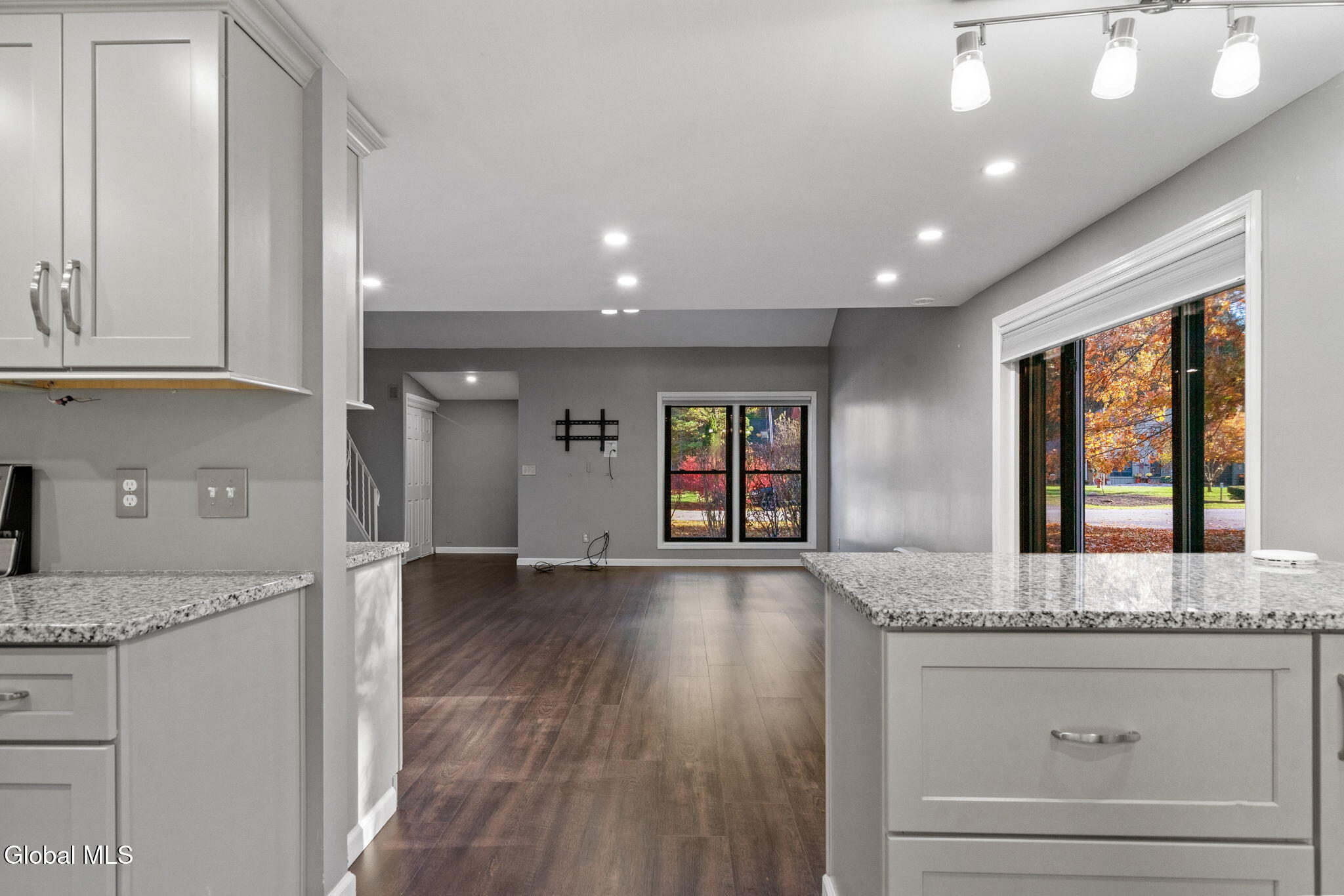 187 Thimbleberry Road Malta, NY 12020 - Photo 30 of 59 30-web-or-mls-187-thimbleberry-rd