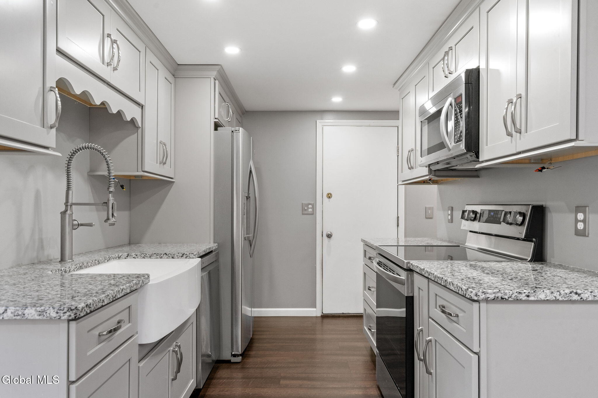 187 Thimbleberry Road Malta, NY 12020 - Photo 32 of 59 32-web-or-mls-187-thimbleberry-rd