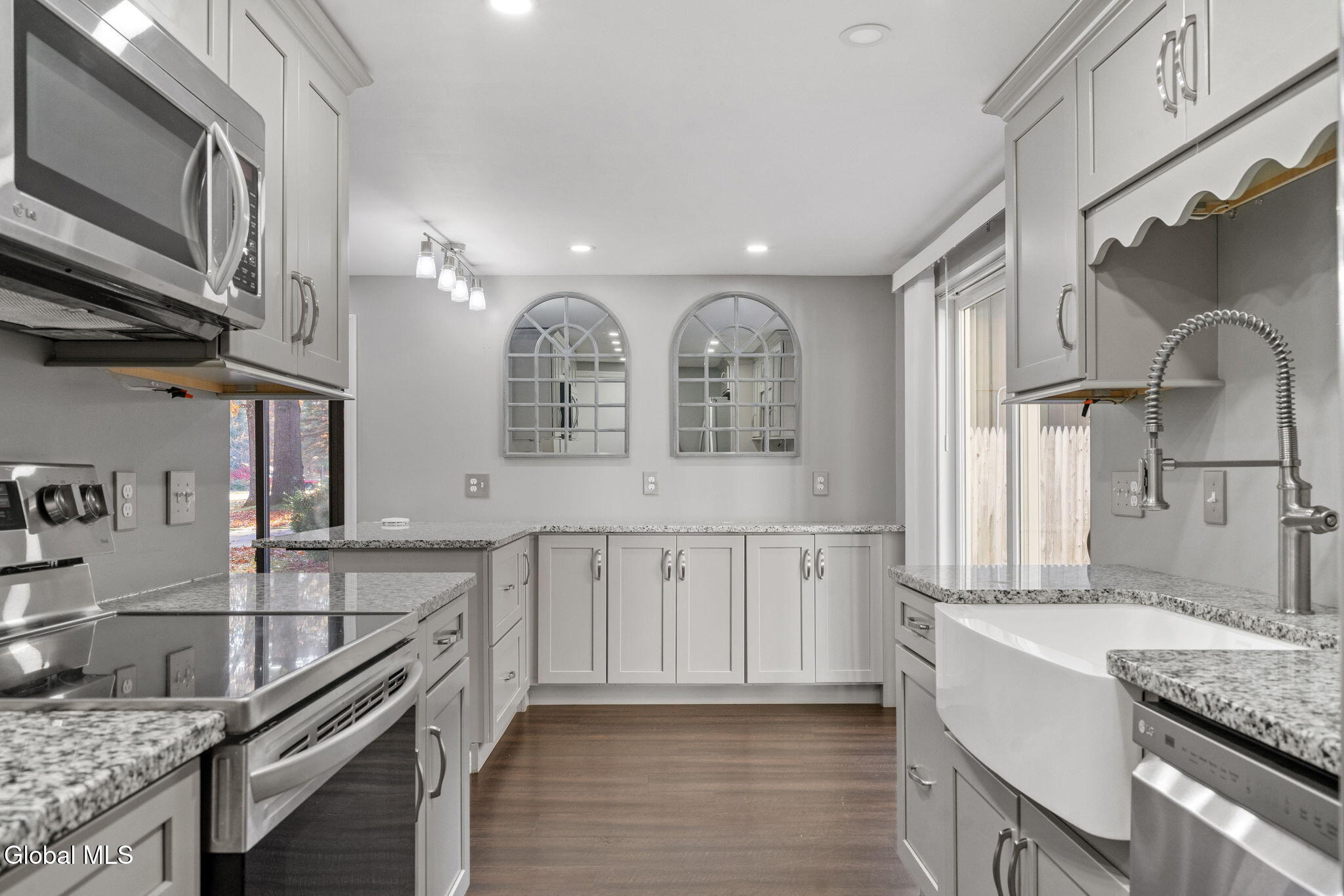 187 Thimbleberry Road Malta, NY 12020 - Photo 33 of 59 33-web-or-mls-187-thimbleberry-rd